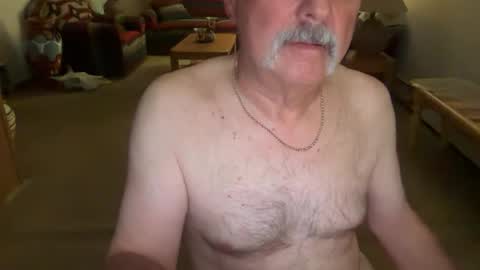 Snapshot of 00dane00 chatting on 08-07-26, 02:13 Dane online show from 08-07-26, 02:13
