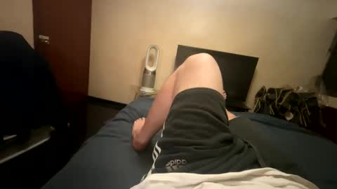 Snapshot of 010_uwu chatting on 06-02-26, 02:13 010_uwu online show from 06-02-26, 02:13