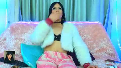 Klhoe Carter 3 online show from 07-18-26, 01:43