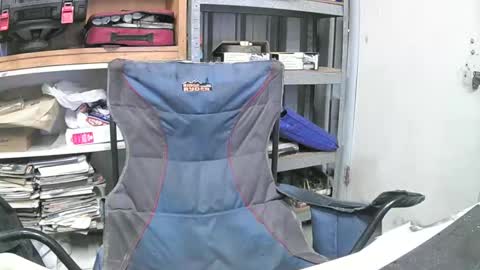 Snapshot of 04oldskool chatting on 12-10-24, 06:22 04oldskool online show from 12-10-24, 06:22