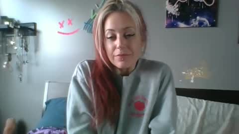 Snapshot of 0_jinx_0 chatting on 11-07-25, 06:19 0_jinx_0 online show from 11-07-25, 06:19