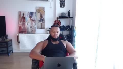 Kingsley online show from 05-05-26, 01:08