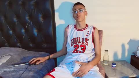 Snapshot of 0_ojacob chatting on 10-05-25, 05:55 0 oJacob online show from 10-05-25, 05:55