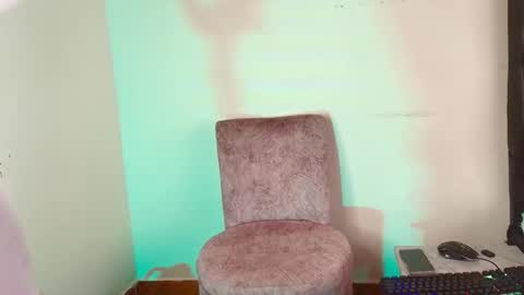 Snapshot of 0_ojacob chatting on 11-02-25, 07:27 0 oJacob online show from 11-02-25, 07:27