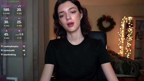 Olivia online show from 12-17-25, 02:50