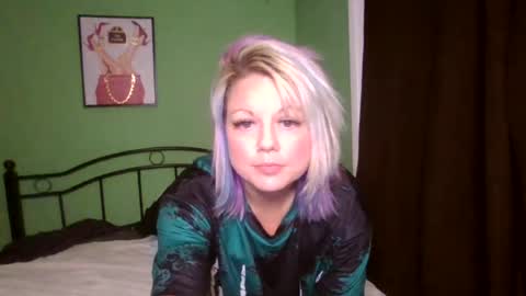 Snapshot of 0lilith0 chatting on 07-02-26, 05:35 Lilly online show from 07-02-26, 05:35
