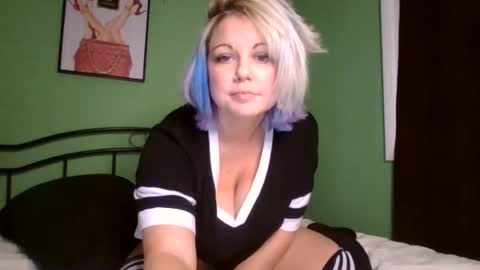 Snapshot of 0lilith0 chatting on 07-03-26, 05:47 Lilly online show from 07-03-26, 05:47
