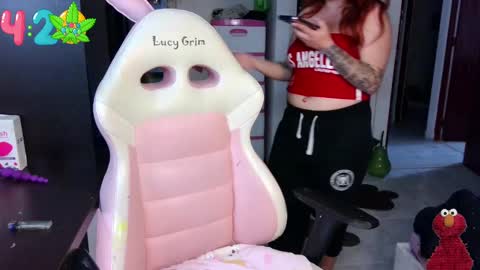 111lucygrim111 online show from 01-07-25, 12:55