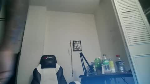 Snapshot of 11inchtattedtrinibad chatting on 10-07-25, 02:31 11inchtattedtrinibad online show from 10-07-25, 02:31