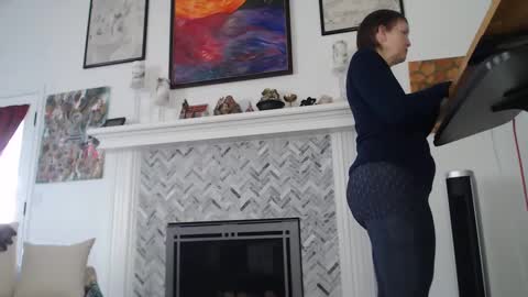 Aurora Willows online show from 01-14-25, 06:07