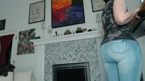 Aurora Willows online show from 01-22-25, 12:49