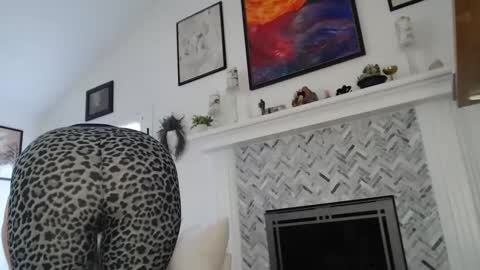 Snapshot of 11willowandjohn11 chatting on 09-27-25, 08:58 Aurora Willows online show from 09-27-25, 08:58