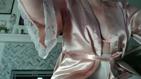 Snapshot of 11willowandjohn11 chatting on 03-05-26, 05:25 Aurora Willows online show from 03-05-26, 05:25