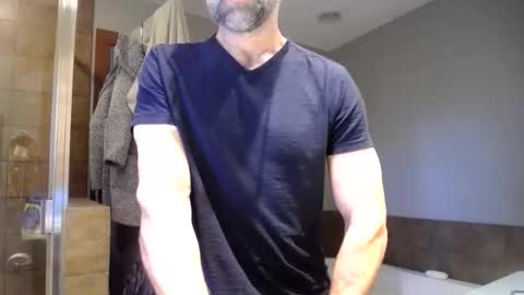 Snapshot of 123h0rny chatting on 12-19-25, 05:09 123h0rny online show from 12-19-25, 05:09