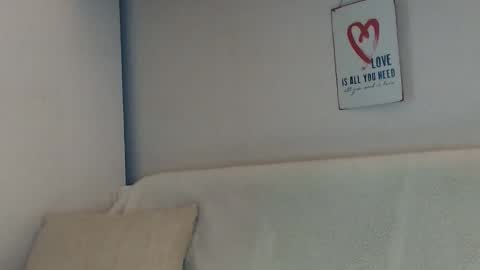 12ennie online show from 09-22-25, 06:04