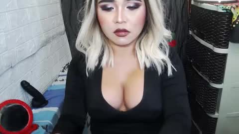 sexy kia online show from 10-03-25, 01:24