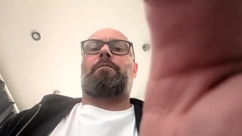 15chells online show from 05-03-26, 04:57