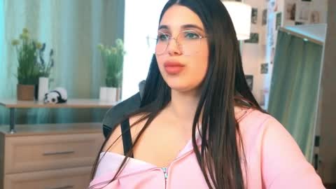 Jessica online show from 04-11-26, 07:45