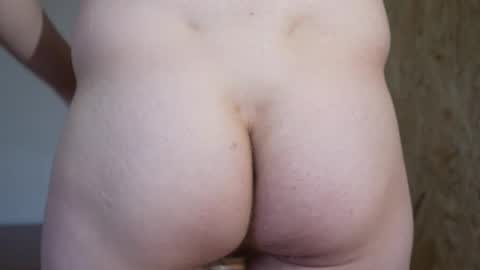 18yr online show from 03-06-25, 05:22