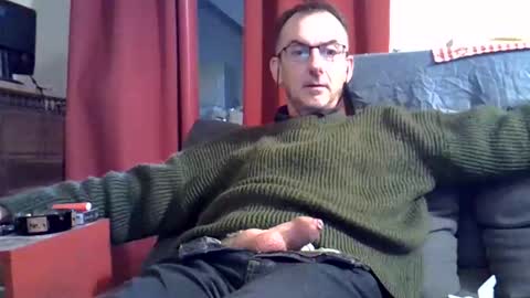 Snapshot of 18remy45 chatting on 11-16-25, 06:13 18remy45 online show from 11-16-25, 06:13