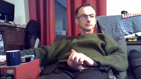 Snapshot of 18remy45 chatting on 12-18-25, 09:43 18remy45 online show from 12-18-25, 09:43