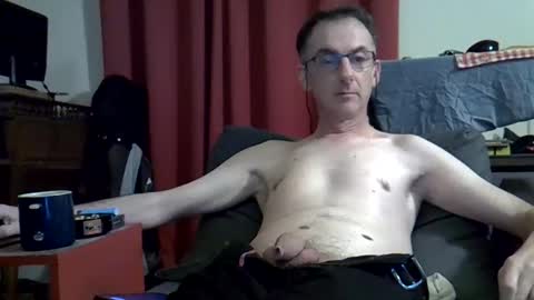 Snapshot of 18remy45 chatting on 12-22-25, 06:05 18remy45 online show from 12-22-25, 06:05