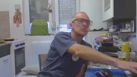 1973man online show from 12-18-25, 02:01