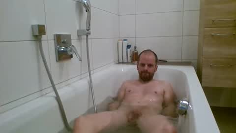 Snapshot of 19berni91 chatting on 11-05-25, 06:08 berni online show from 11-05-25, 06:08