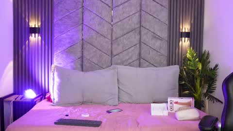 anya online show from 09-12-25, 07:58