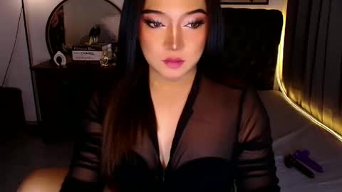 Snapshot of 1bestlover chatting on 05-16-26, 07:01 Ekang online show from 05-16-26, 07:01