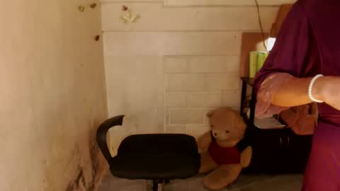 angel online show from 03-04-25, 01:12