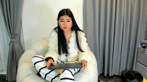 Hello soy bonnie  online show from 02-18-25, 02:05