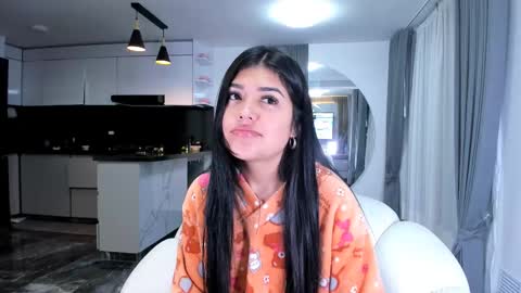 Hello soy bonnie  online show from 03-04-25, 01:34