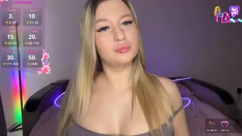 Snapshot of 1cherryberry1 chatting on 03-21-26, 07:24 Luna and Alex online show from 03-21-26, 07:24