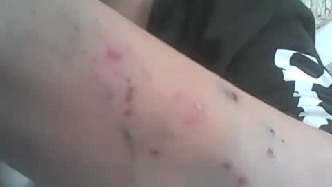 Deluxepussy online show from 09-19-25, 05:53