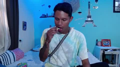 1hannafordxxx online show from 01-12-25, 10:43