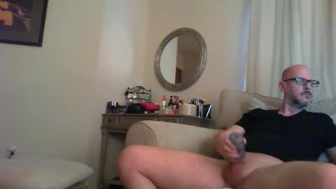 1hotbaldguy online show from 02-24-25, 10:47