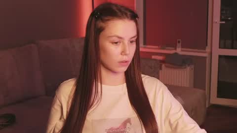 Lily 3 online show from 07-25-26, 06:49