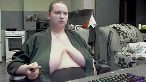 1LINDSEY1 online show from 02-22-25, 11:57