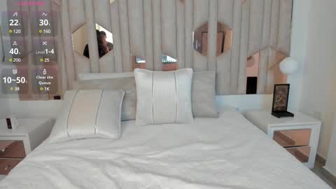 Snapshot of 1m_valery chatting on 03-08-25, 04:06 Valery online show from 03-08-25, 04:06