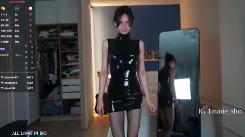 Marie online show from 10-08-25, 06:27