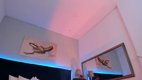               online show from 02-11-25, 06:44