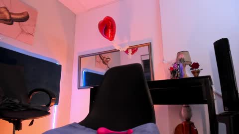               online show from 03-08-25, 10:56