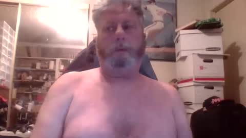 Snapshot of 1milkman2000 chatting on 05-16-26, 09:46 milkman online show from 05-16-26, 09:46