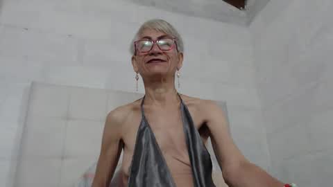 Miss Monserrate online show from 01-20-25, 11:13