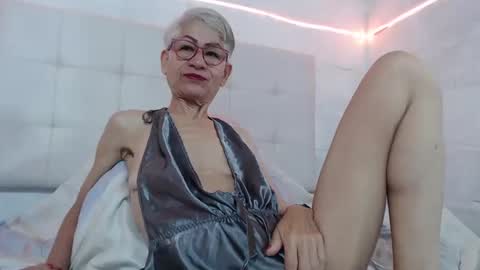 Miss Monserrate online show from 03-10-25, 11:53