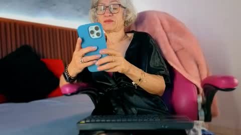 Miss Monserrate online show from 02-03-26, 12:21