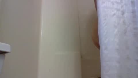 Snapshot of 1nastya8 chatting on 03-08-26, 04:27 TheShyOne18 online show from 03-08-26, 04:27