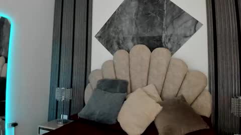 Luisa online show from 03-09-26, 08:29