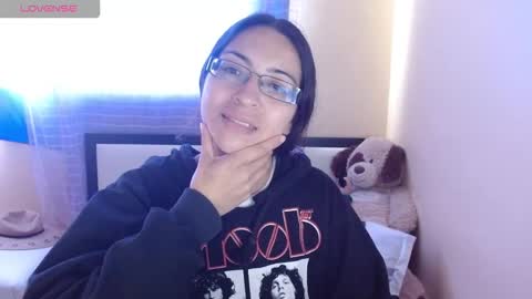 paola online show from 09-12-25, 10:10